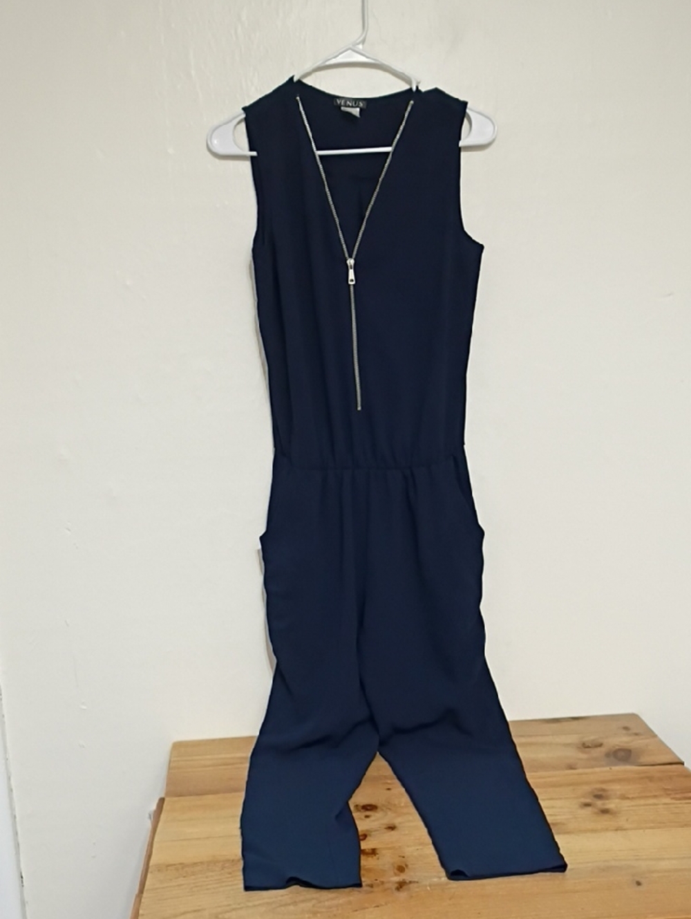 Venus Navy Crepe Zip Front Sleeveless Plunge Romper w Pockets Size S